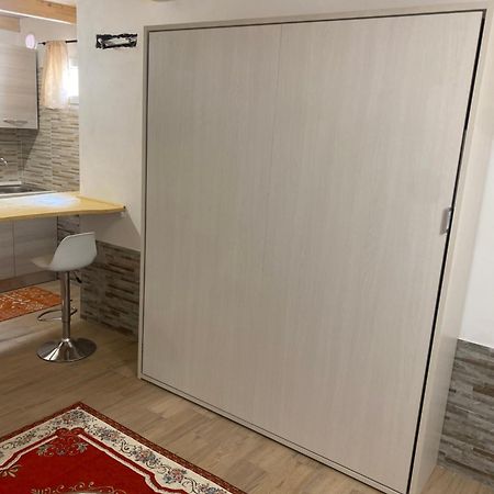 Monolocale Indipendente Nel Quartiere Residenziale Genneruxi Apartman Cagliari Kültér fotó