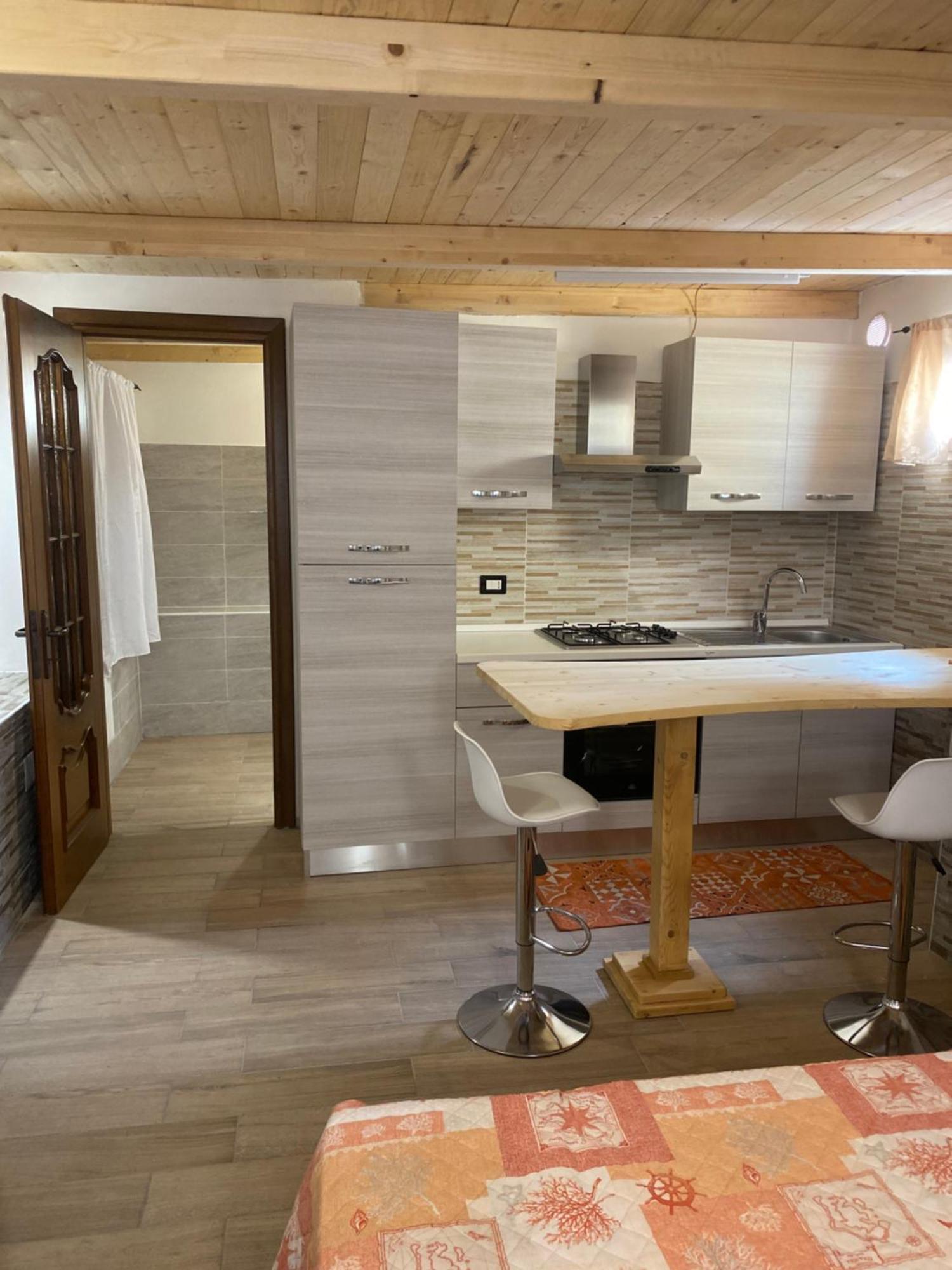 Monolocale Indipendente Nel Quartiere Residenziale Genneruxi Apartman Cagliari Kültér fotó